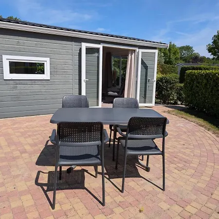 Modern House & Garden Near Amsterdam, 4 Guests * Velsen-Zuid