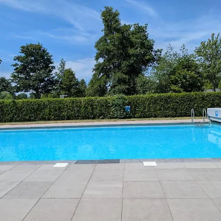 Modern House & Garden Near Amsterdam, 4 Guests *
