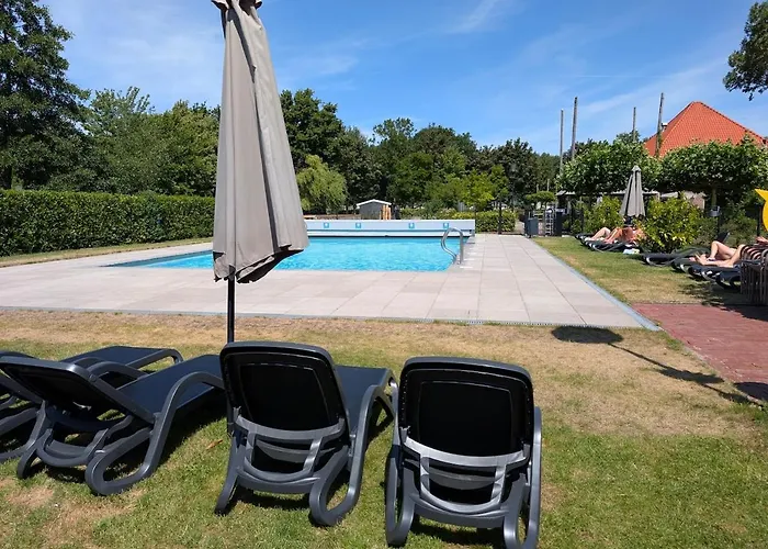 House 4 Guests At Spaarnwoude Апартаменты *