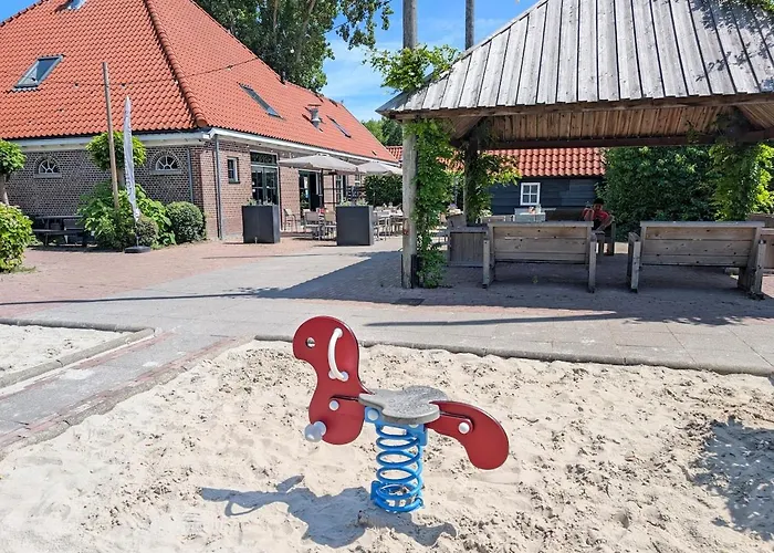 House 4 Guests At Spaarnwoude