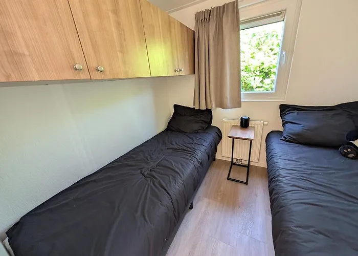 House 4 Guests At Spaarnwoude Апартаменты *